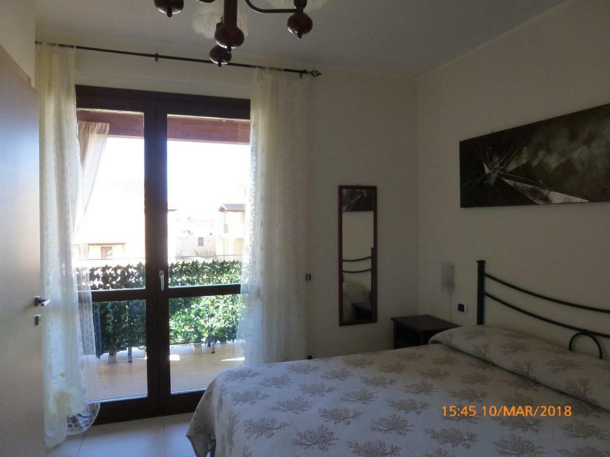 Emozioni D'Estate Bed & Breakfast Pula Exterior photo