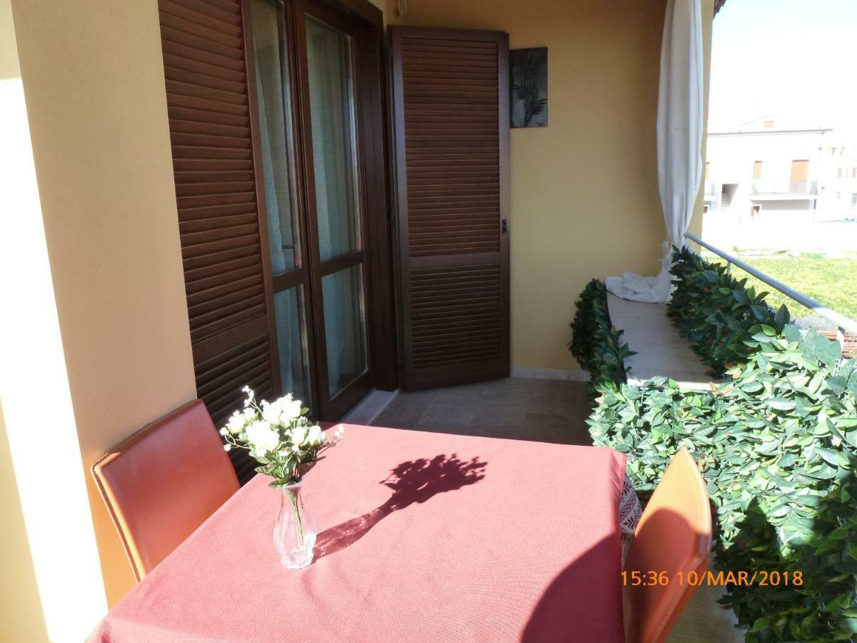 Emozioni D'Estate Bed & Breakfast Pula Exterior photo